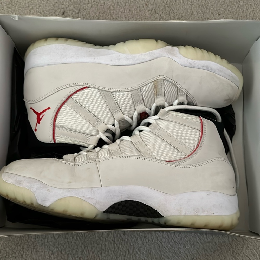 Nike Air Jordan 11’s - Used - Size 12